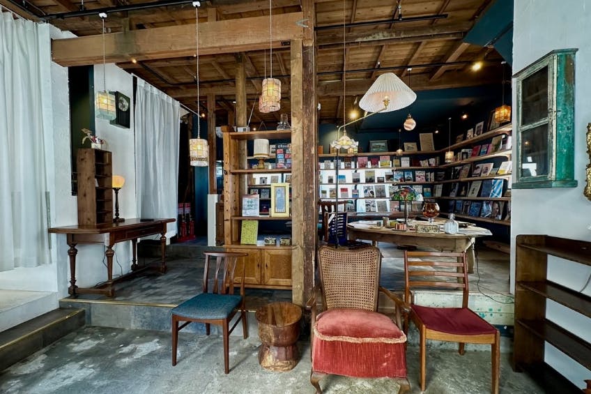 【浅草駅9分】撮影や展示会に適したヴィンテージ家具で装飾したレンタルギャラリー