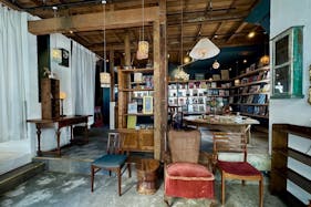 【浅草駅9分】撮影や展示会に適したヴィンテージ家具で装飾したレンタルギャラリー