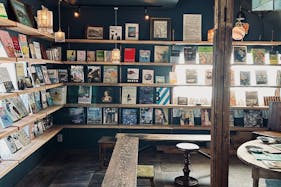 【浅草駅9分】撮影や展示会に適したヴィンテージ家具で装飾したレンタルギャラリー