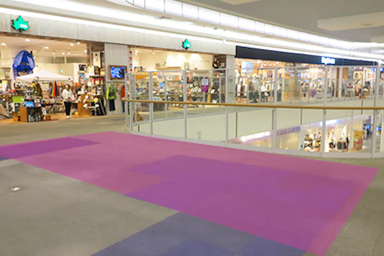 【イオンモール綾川*】3-Cブリッジ(ロゴス前)の画像1