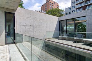 【表参道9分】海外のハイエンド家具で構成されたこだわりの空間がラグジュアリーシーンを演出。様々な用途でご利用いただけます。