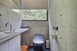 【表参道9分】海外のハイエンド家具で構成されたこだわりの空間がラグジュアリーシーンを演出。様々な用途でご利用いただけます。