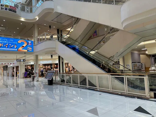 【イオンモール岡崎】１Fサブコート（GAP前）（LAN有）