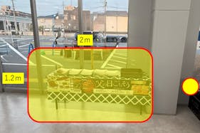 【スーパーセンタートライアル古賀花見店】エレベーター前 物販限定スペース