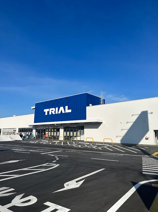 【スーパーセンタートライアル古賀花見店】食物販やPR活動に最適な店内「1Fエレベーター前　スペース」※NG業種有