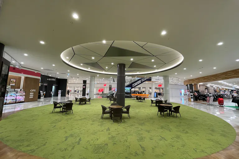 【イオンモール今治新都市】スペースE(1F きらめきコートH&M側)の画像2