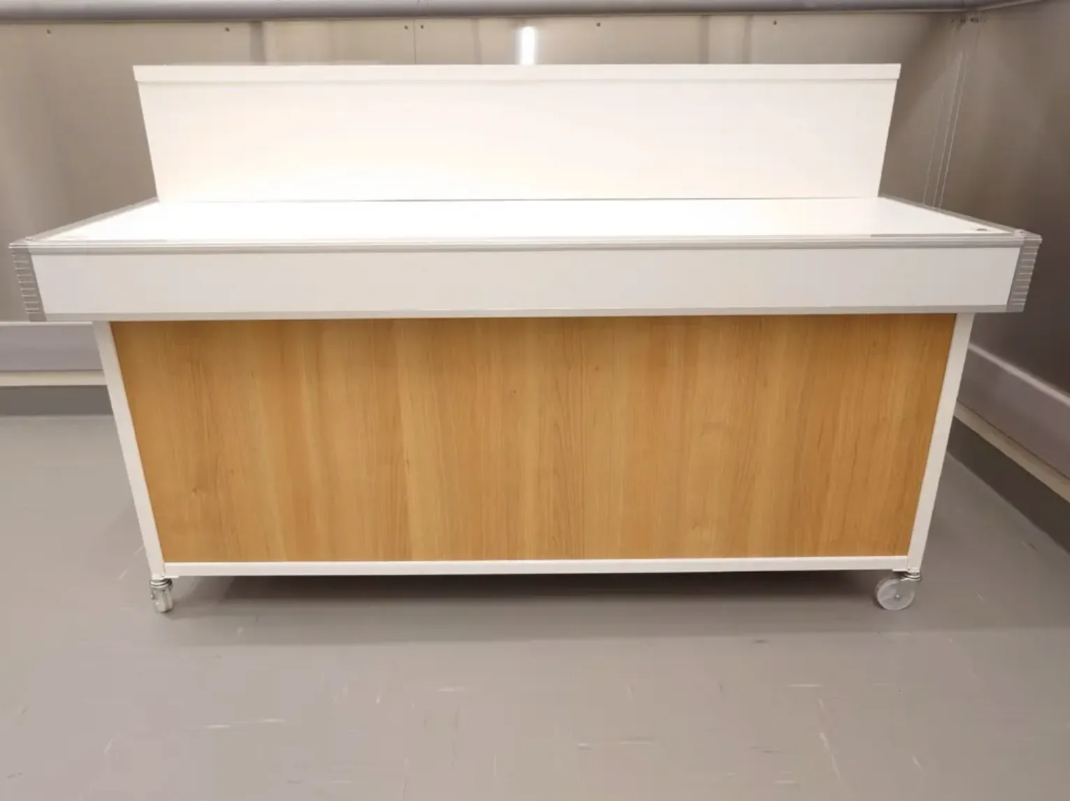 【新宿マルイ本館】B1階 カレンダリウムF04【食物販・物産展】冷蔵ケース・冷蔵ストッカー完備の使いやすい小スペース