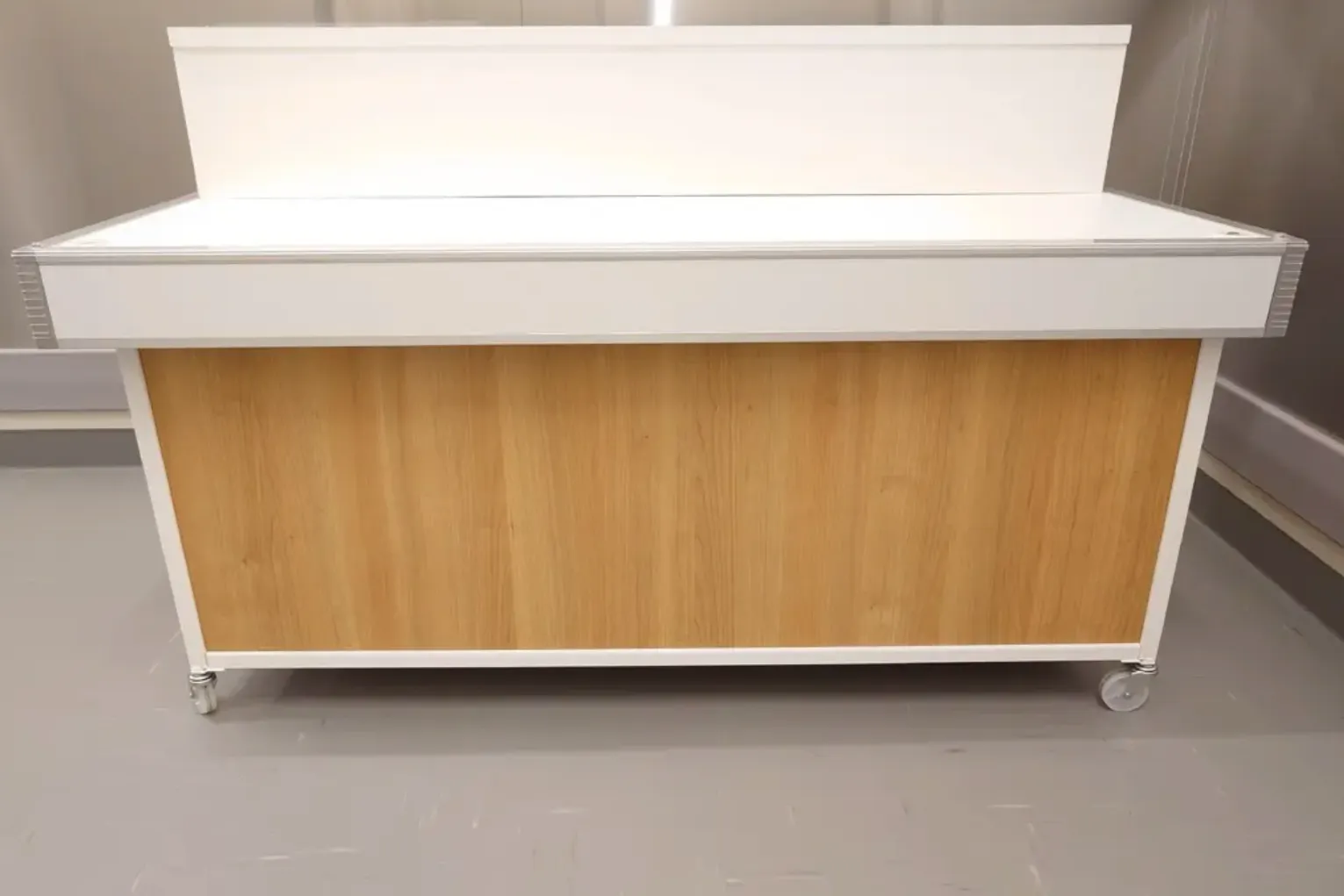 【新宿マルイ本館】B1階 カレンダリウムF04【食物販・物産展】冷蔵ケース・冷蔵ストッカー完備の使いやすい小スペース