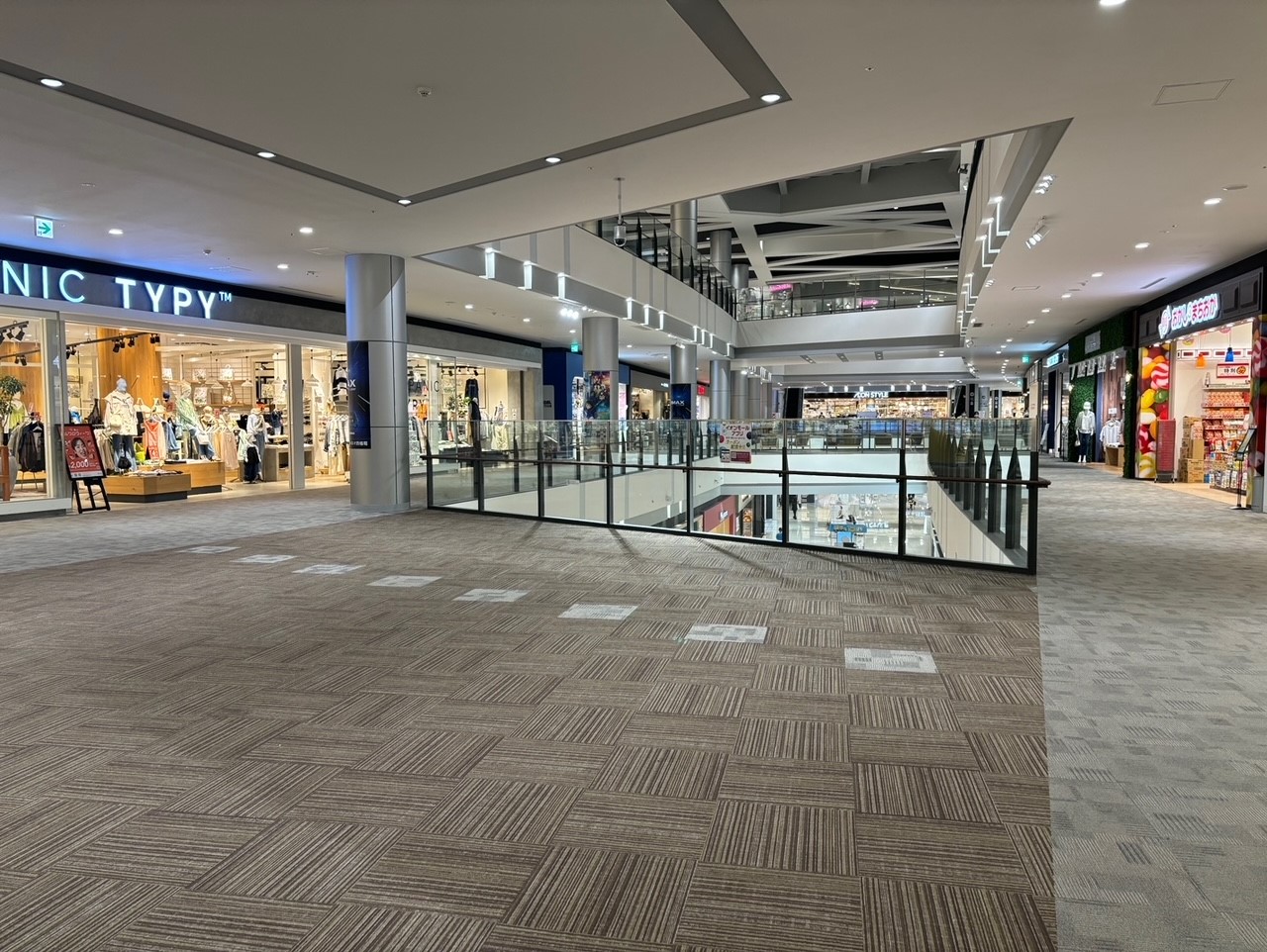 【イオンモール四條畷】GU前