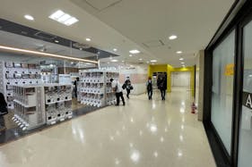 【サンシャインシティアルタ】ポップアップストアや催事に適した、商業施設内にあるガチャガチャの森前の1Fレンタルスペース(E-②)