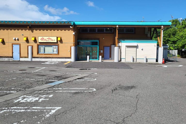 【ダイナム福島白河西郷店】キッチンカーの開催に最適なアミューズメント施設のイベントスペースの画像2