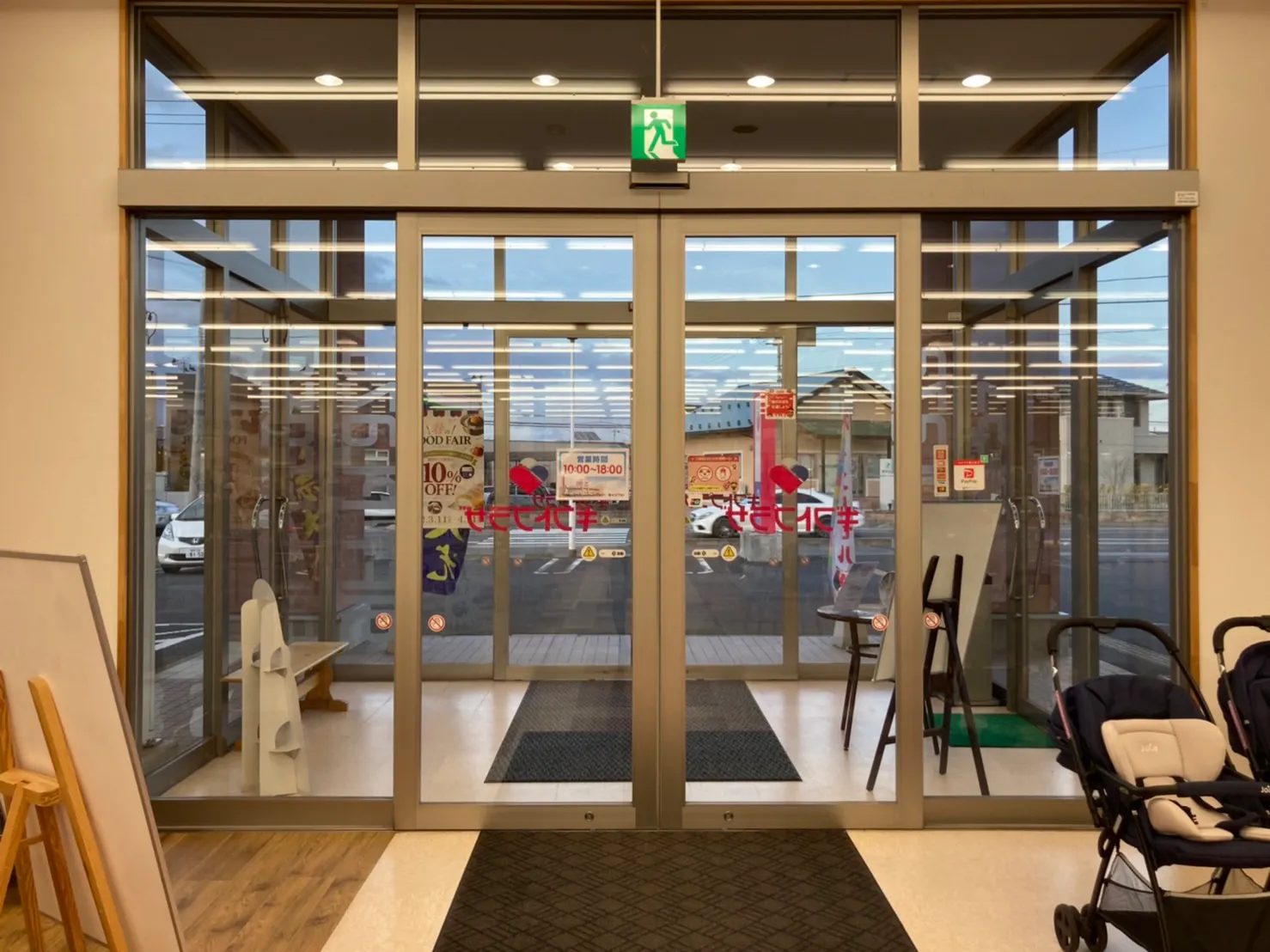 【ギフトプラザ郡山店】物販ポップアップストア会場やアパレル・ファッション関連の展示会、携帯キャリアの出張プロモーションイベントに適したギフトショップ内入口付近のイベントスペースA(in shop)