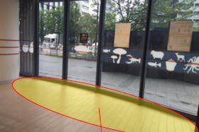 【オリンピック淡路町店】プロモーションに最適なB1Fエントランス出入口脇スペース