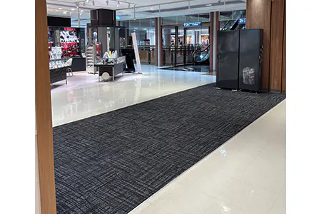 【イオンモール桑名*】1番街2Fソフィ川スミ前