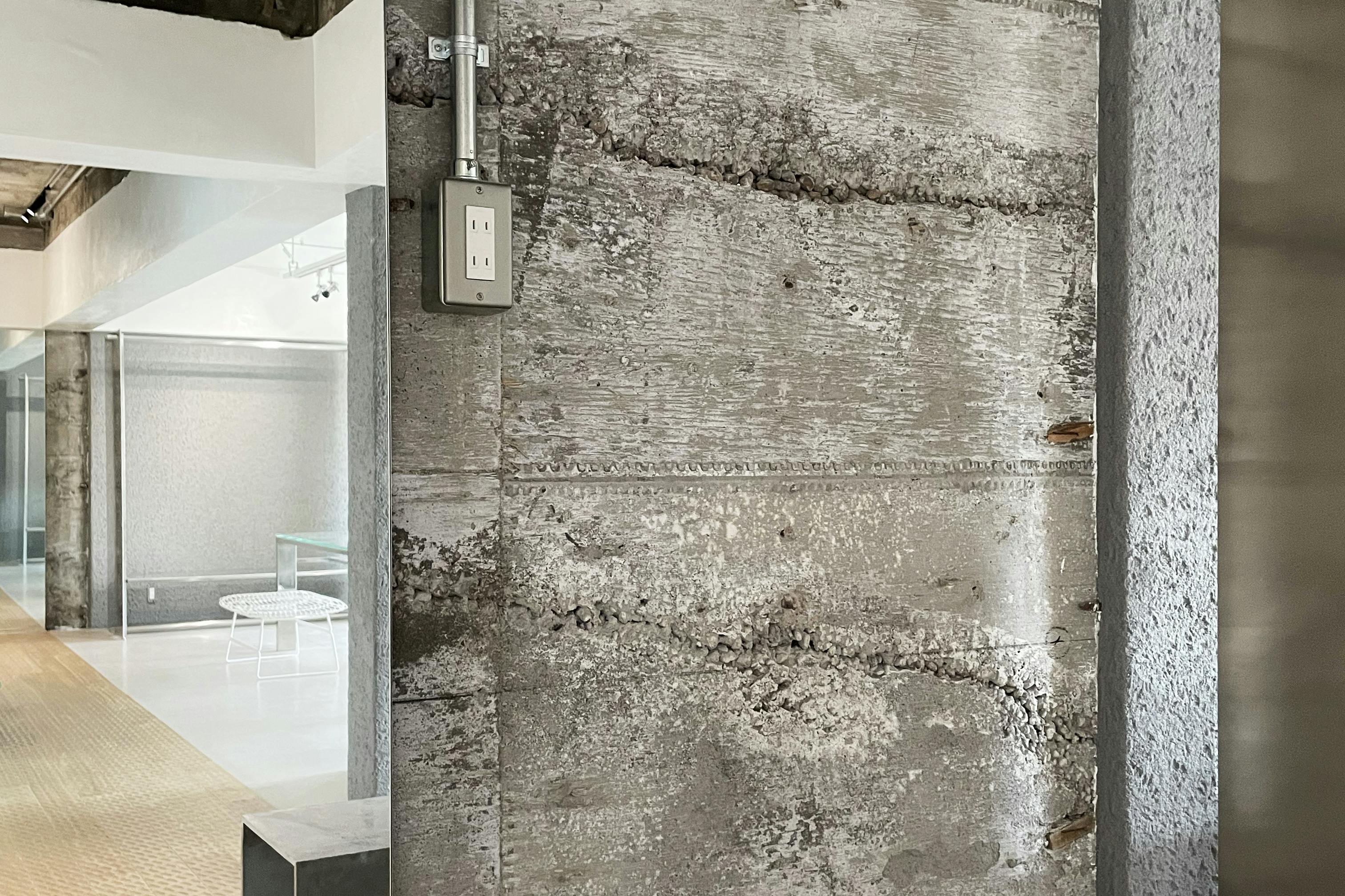 Detail / Mirror