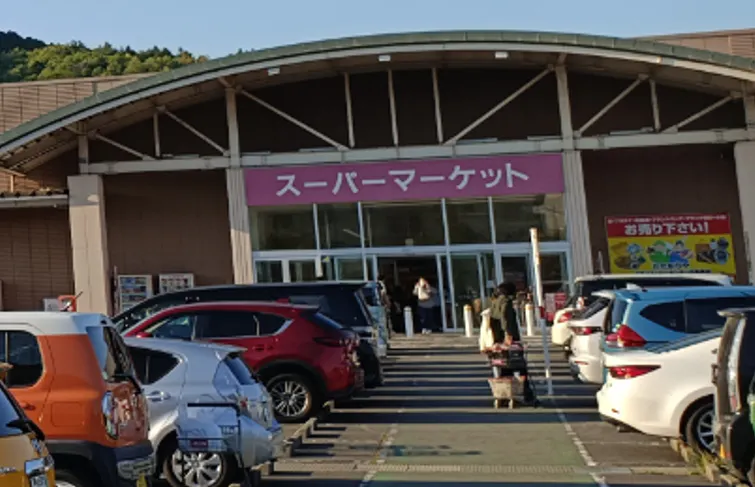【イオンスーパーセンター石巻東店】駐車場中央外 ポスト側 販促プロモーションや物販に最適なスーパー店外催事イベントスペース