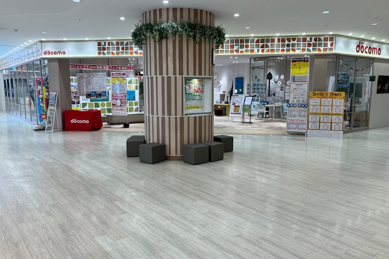 【ボーノ相模大野ショッピングセンター】3階ドコモ前 柱周り 物販、食物販のポップアップストアや販促プロモーションに最適な催事イベントスペースの画像2