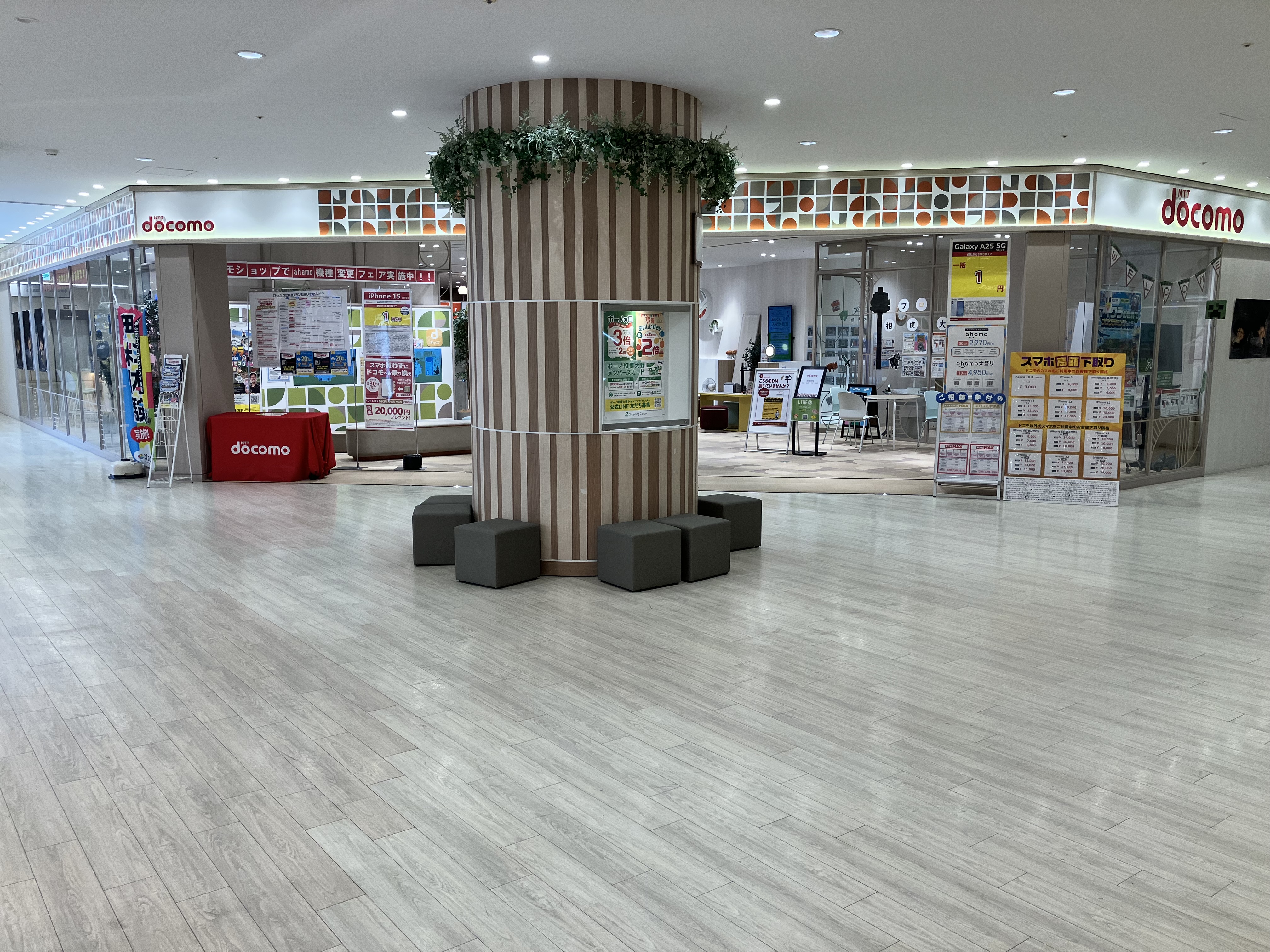 【ボーノ相模大野ショッピングセンター】3階ドコモ前 柱周り 物販、食物販のポップアップストアや販促プロモーションに最適な催事イベントスペース