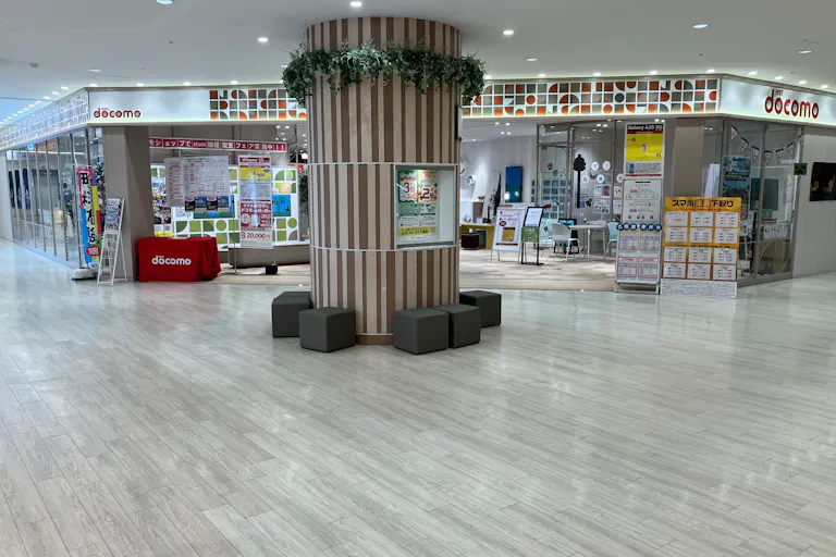 【ボーノ相模大野ショッピングセンター】3階ドコモ前 柱周り 物販、食物販のポップアップストアや販促プロモーションに最適な催事イベントスペースの画像2