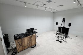 【中目黒駅1分】撮影・収録・配信などに最適な機材も充実した駅チカでモダンなレンタルスペース