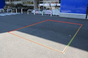 【サンデー盛岡みたけ店】屋外駐車場 キッチンカーの出店に最適なホームセンター内駐車場の屋外イベントスペース