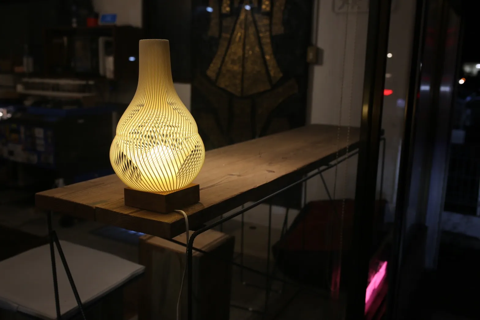 【千歳烏山駅10分】イラスト展示や小物アクセサリーなどのポップアップに最適な住宅街の間に佇むギャラリー&バーイベントスペース