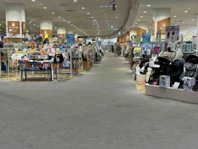 【イオンスタイル仙台卸町】3F中央エスカレーター前 販促プロモーションに最適なスーパー店内催事イベントスペース