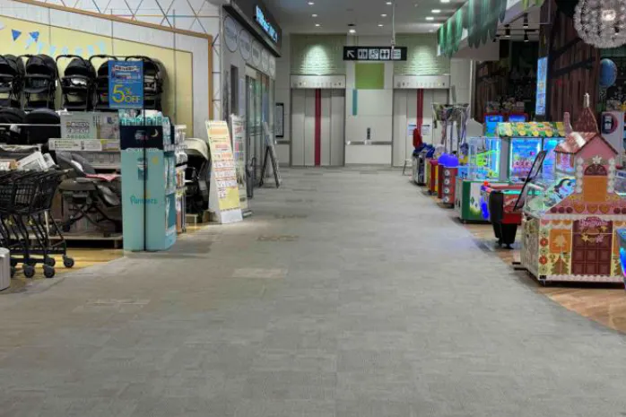 【イオンスタイル仙台卸町】3F中央エスカレーター前 販促プロモーションに最適なスーパー店内催事イベントスペース