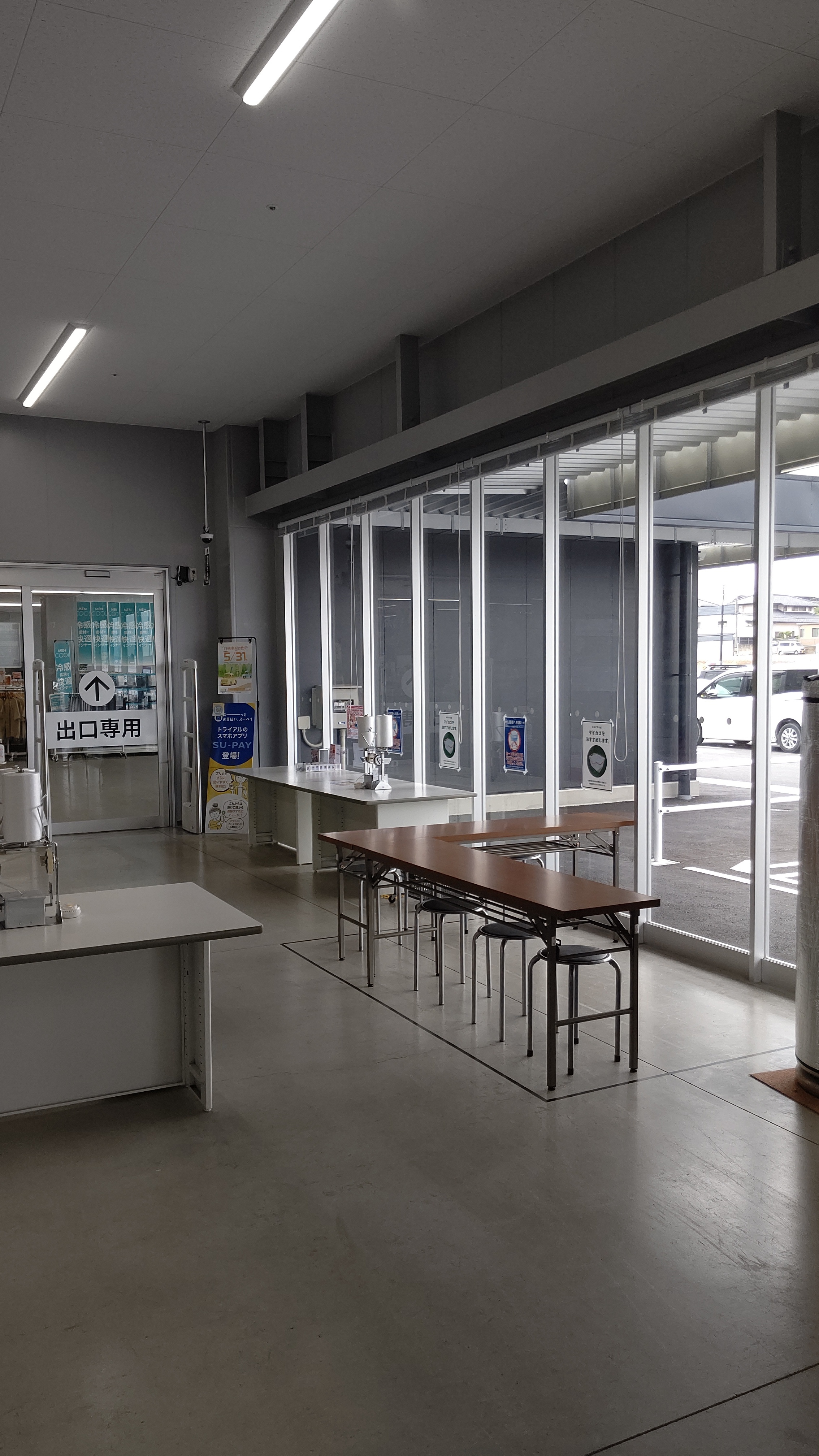 【メガセンタートライアル郡山八山田店】食物販やPR活動に最適な店内 「Ⓒ 1Fレジアウトスペース」※NG業種有