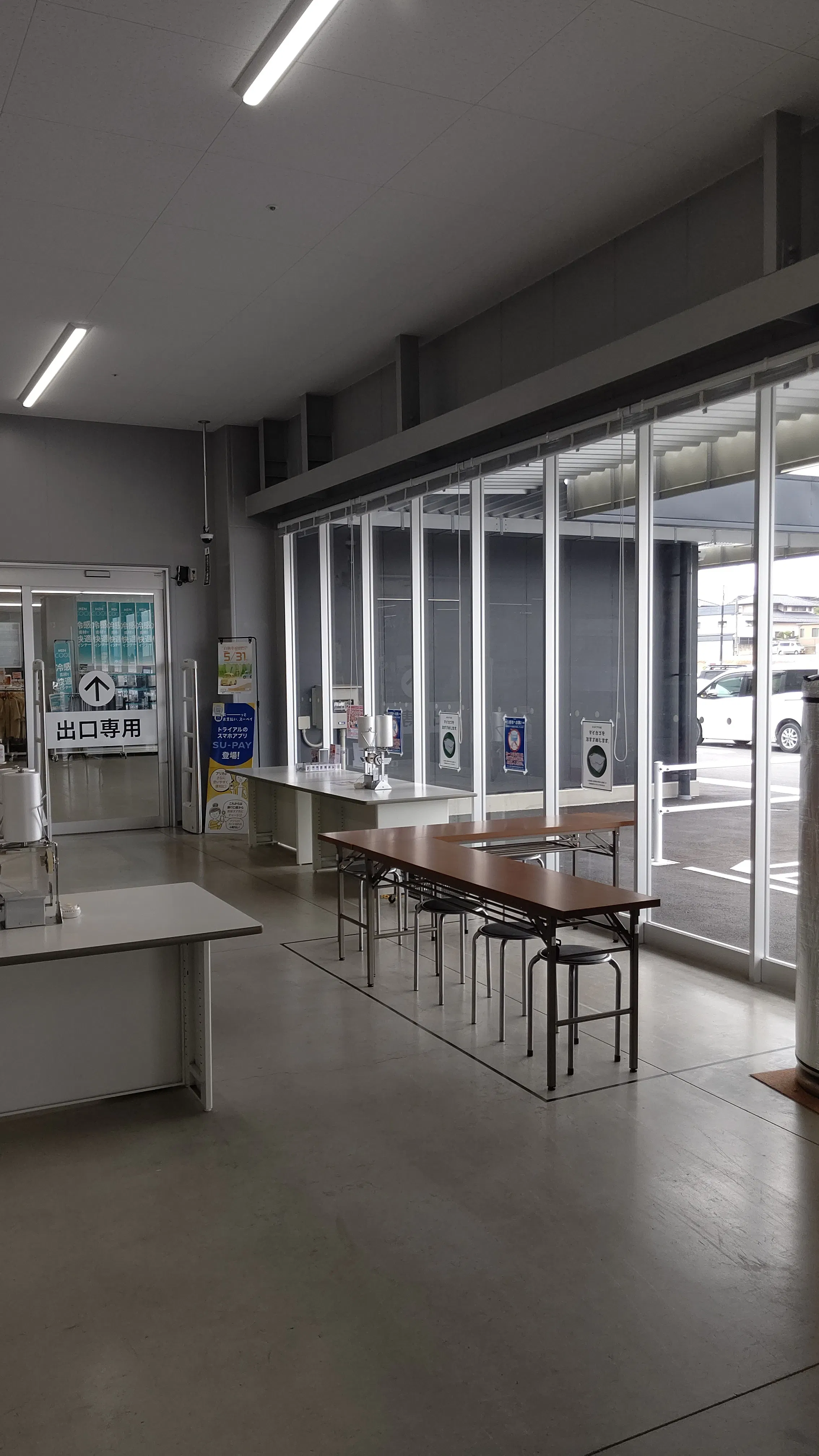 【メガセンタートライアル郡山八山田店】食物販やPR活動に最適な店内 「Ⓒ 1Fレジアウトスペース」※NG業種有