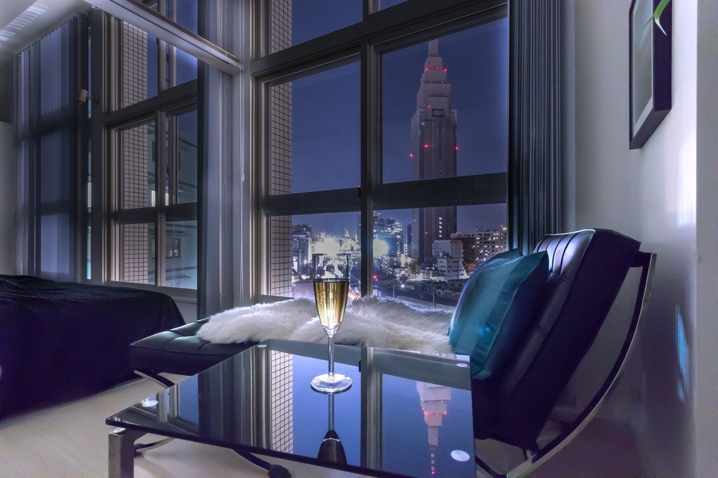 【代々木駅4分】天井高4m・三面採光で自然光豊かな新宿を一望できる撮影スタジオの画像13