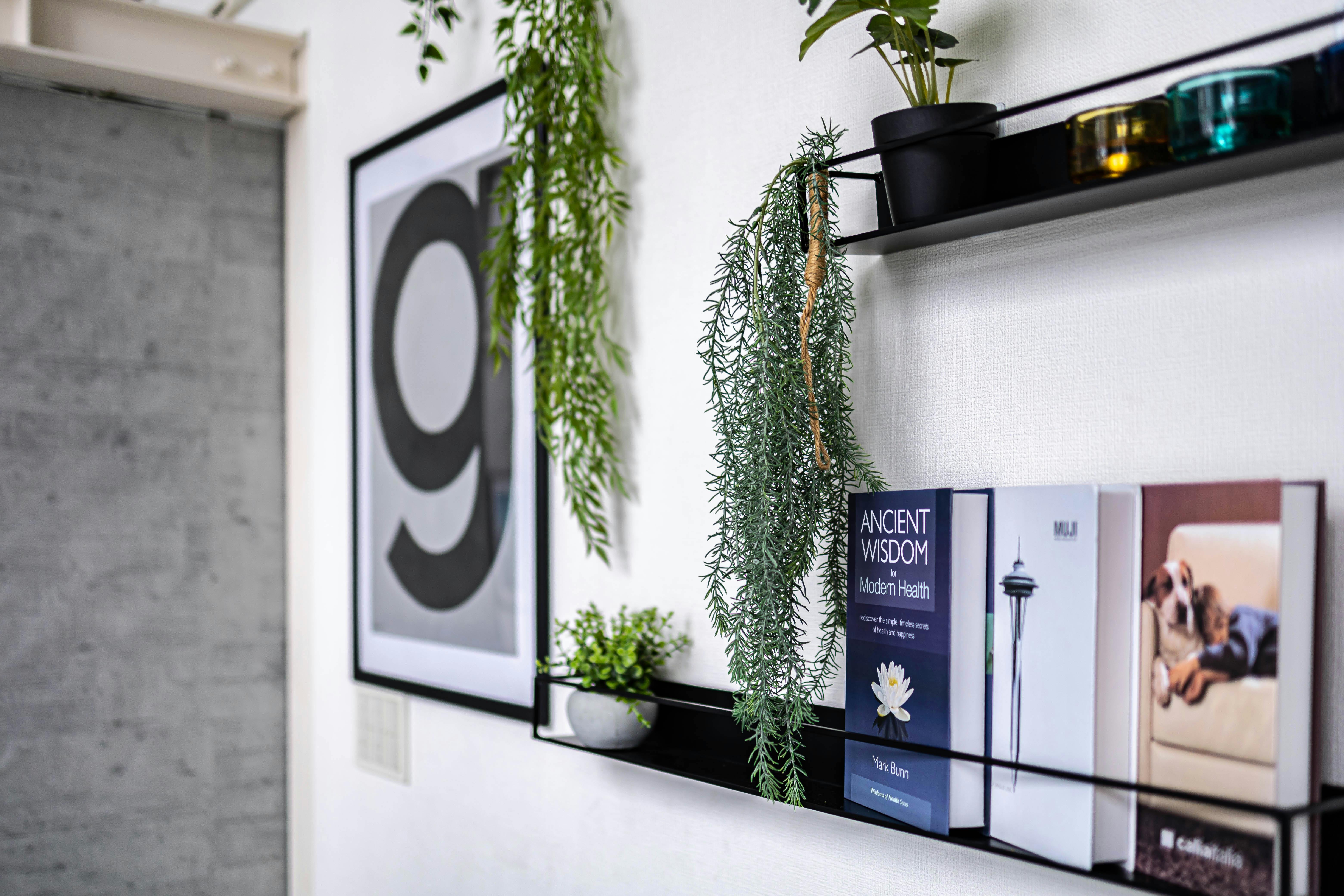 【代々木駅4分】天井高4m・三面採光で自然光豊かな新宿を一望できる撮影スタジオ