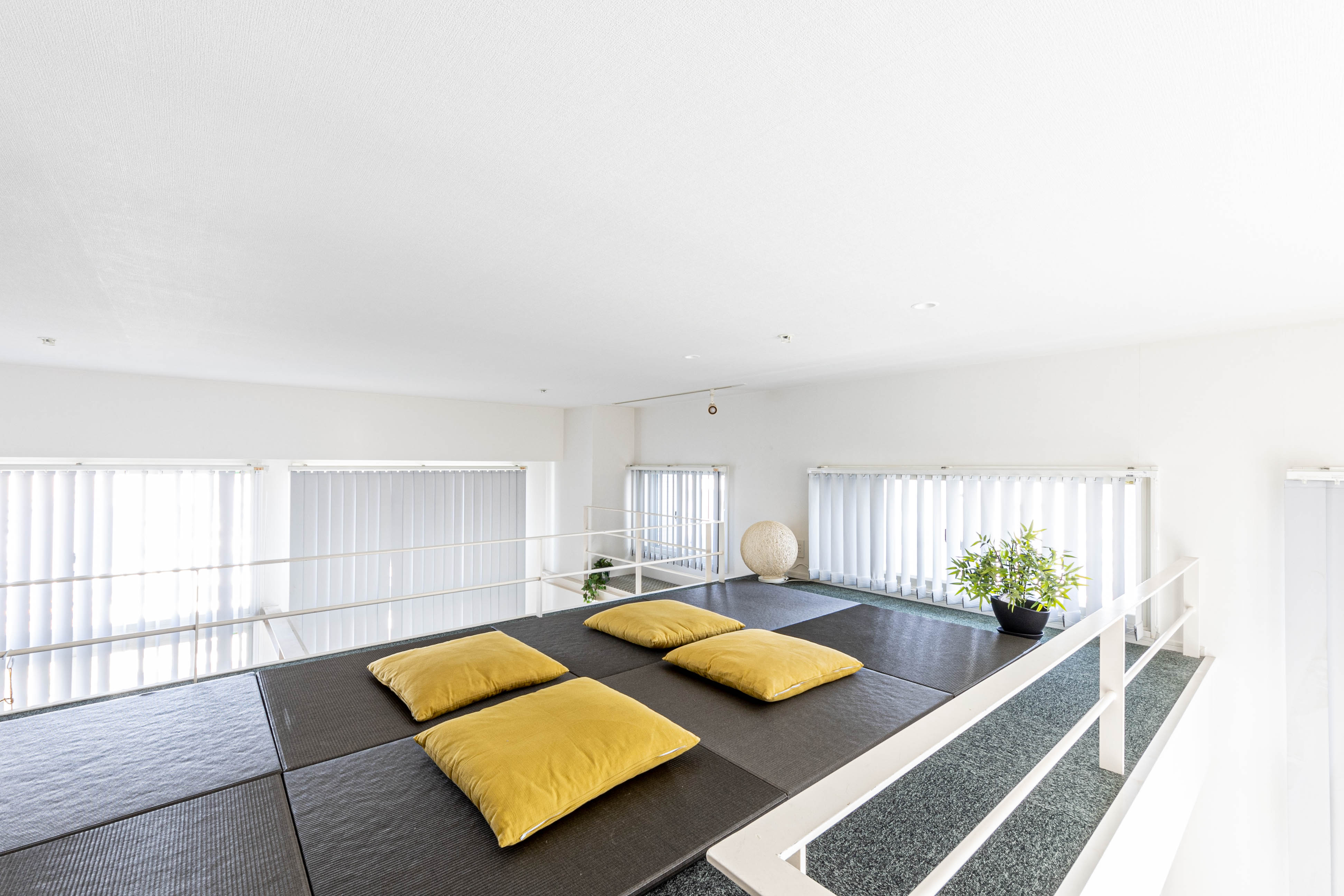 【代々木駅4分】天井高4m・三面採光で自然光豊かな新宿を一望できる撮影スタジオの画像26