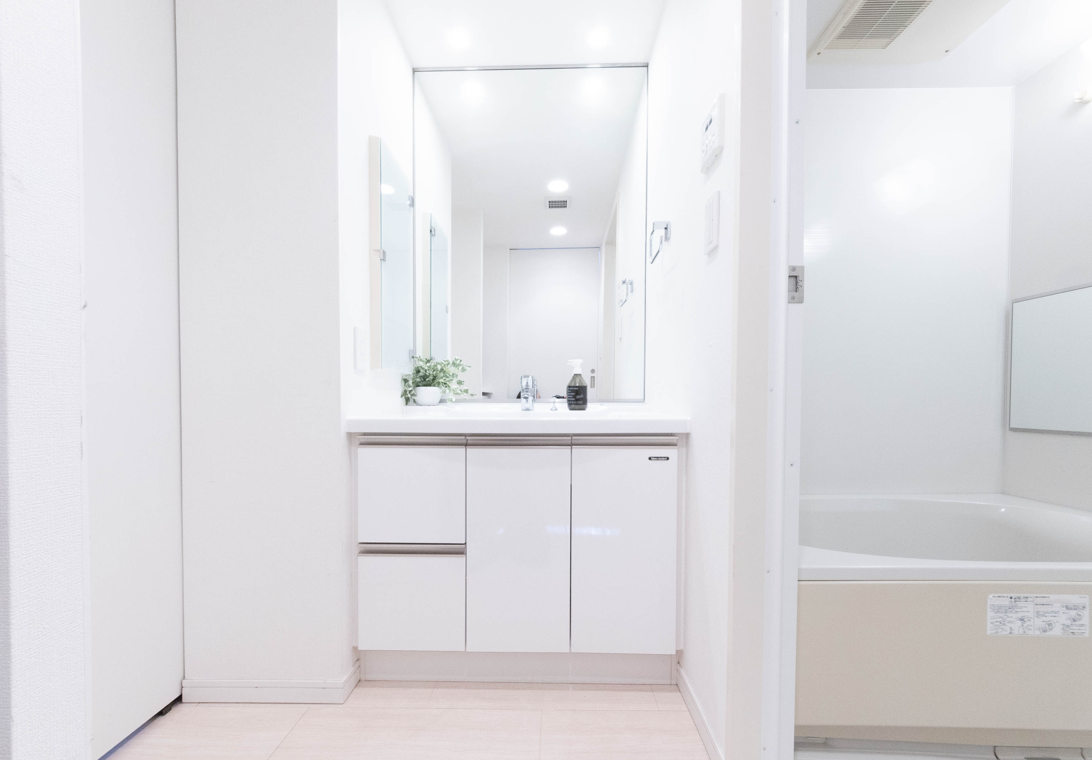 【代々木駅4分】天井高4m・三面採光で自然光豊かな新宿を一望できる撮影スタジオの画像29