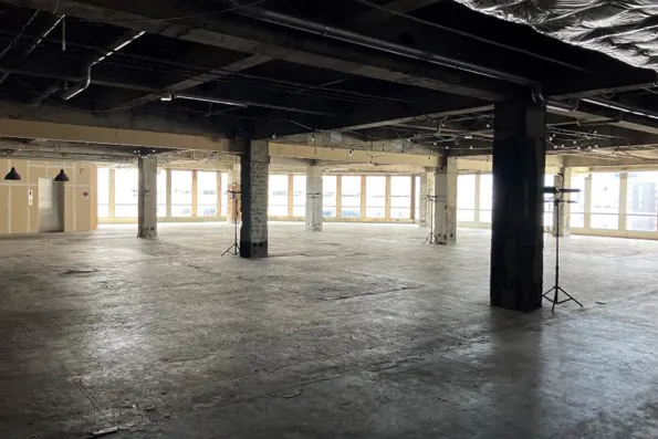 【沼津ラクーン8F】沼津駅から2分!大規模イベントや展示会に最適な1フロア丸ごと利用できるイベントスペース