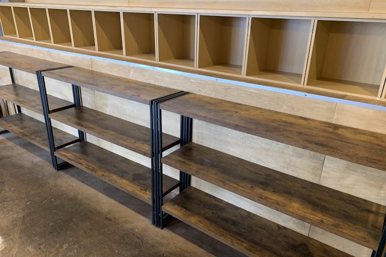 下段 ボックスが13個〜縦横31.5cm×奥行35cm