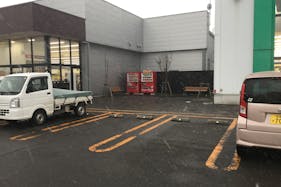 【フレスポ能代】キッチンカー利用に適した、TSUTAYA前屋外スペース