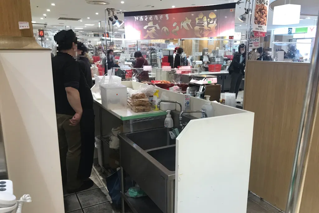 【マルイファミリー溝口】B1階カレンダリウムF03【食物販】食品売場レジ正面、共同厨房あり総菜や弁当販売に最適