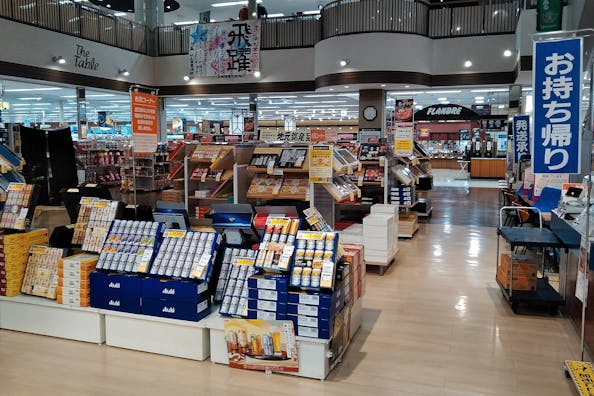 【イオン南松本店】各種プロモーションや物販、食物販のポップアップストアに最適なショッピングモール内のイベントスペース