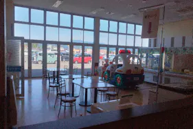 【イオンスーパーセンター美郷】休憩スペース 販促プロモーションや物販に最適なスーパー店内催事イベントスペース