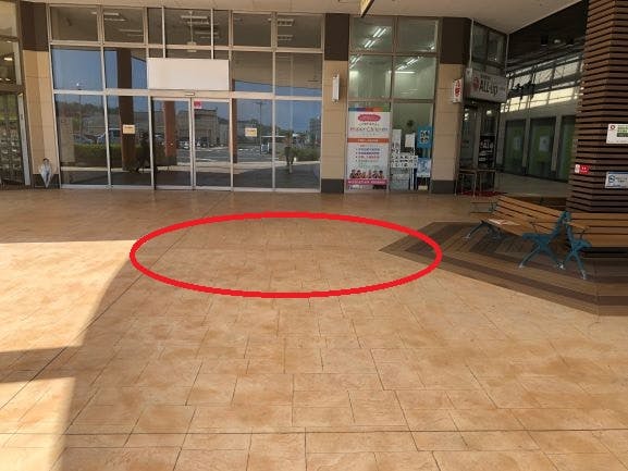 【フレスポ西風新都】販促プロモーションやキッチンカー等の物販イベント利用が可能なフレスポ広場の屋外スペースの画像