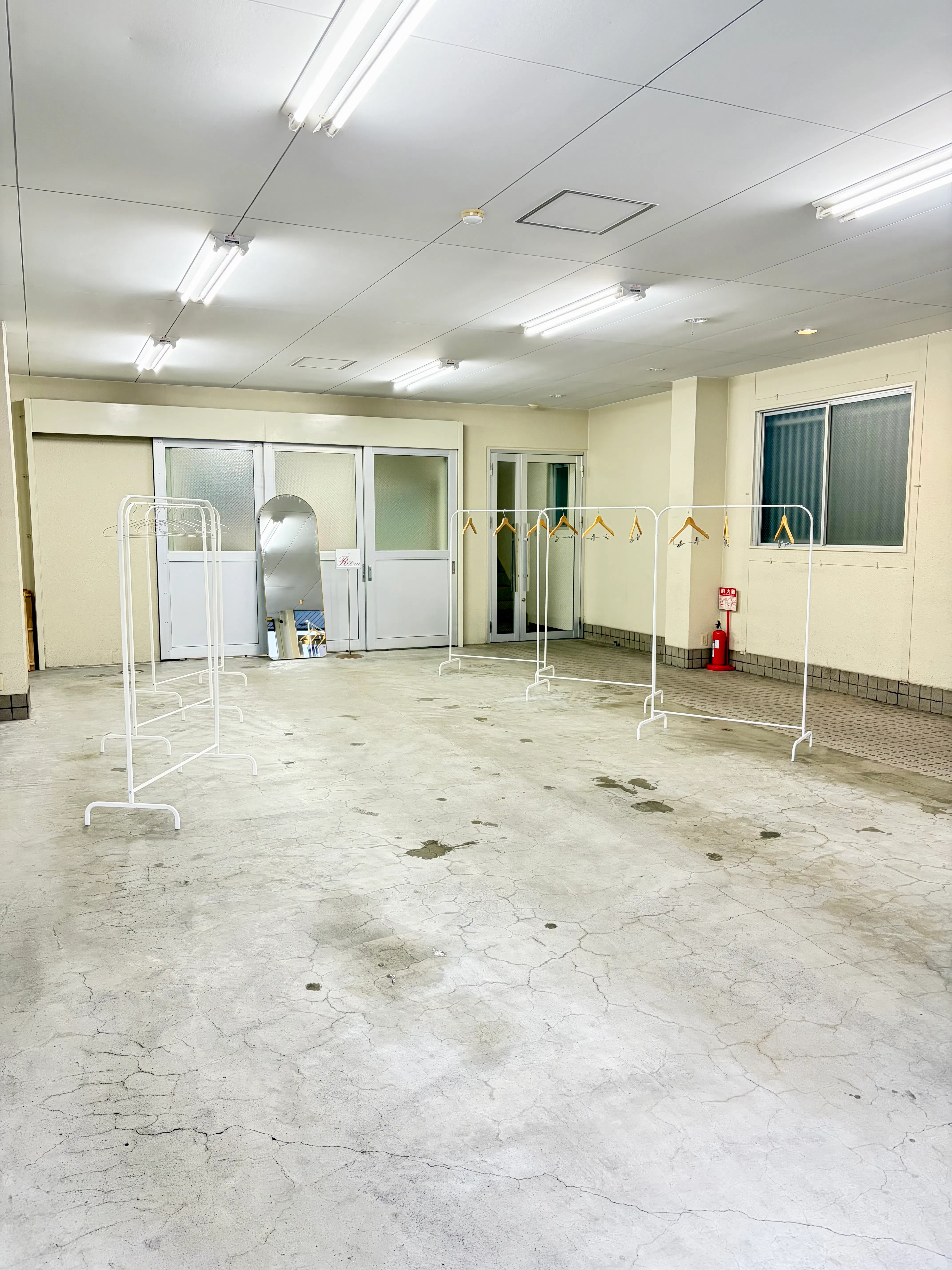 【西大橋駅3分】心斎橋・堀江エリア|72㎡の広々空間、無料備品多数。展示会、ポップアップやワークショップ会場に最適なスペース
