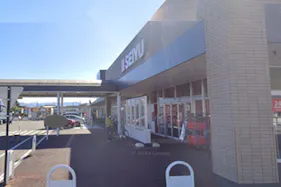 【西友 長野北店】外区画 入口付近 (屋根なし) キッチンカーや移動販売 などにおすすめな屋外催事イベントスペース