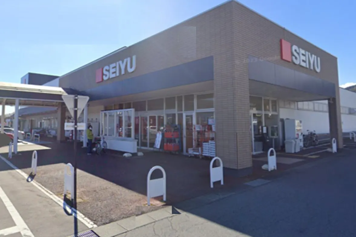 【西友 長野北店】外区画 入口付近 (屋根なし) キッチンカーや移動販売 などにおすすめな屋外催事イベントスペース