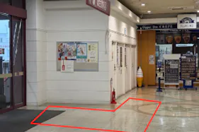 【イオン秋田中央店】1F正面入口 販促プロモーションや物販に最適なスーパー店内催事イベントスペース