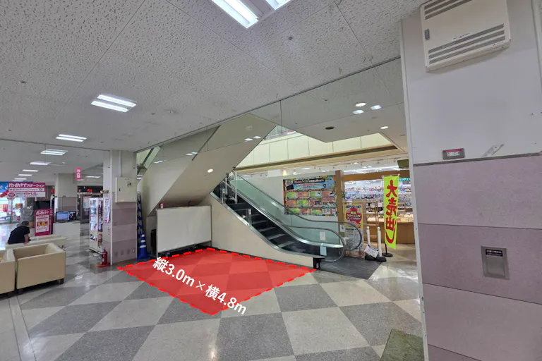 【ゆめタウン吉田】1階エスカレーター横 各種プロモーションに最適な商業施設内の屋内催事イベントスペースの画像1