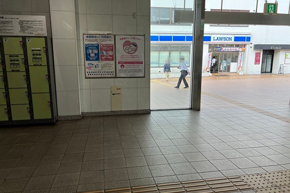 【横浜市営地下鉄グリーンライン都筑ふれあいの丘駅】食物販やプロモーションに最適な改札正面スペース