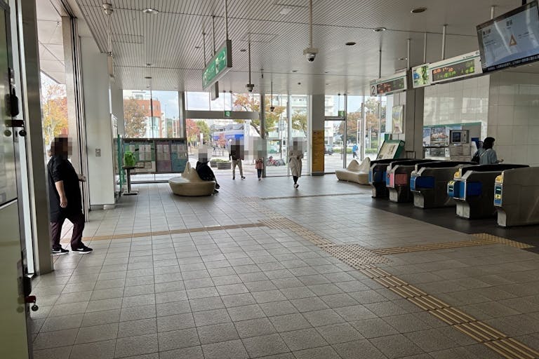 【横浜市営地下鉄グリーンライン都筑ふれあいの丘駅】食物販やプロモーションに最適な改札正面スペースの画像7