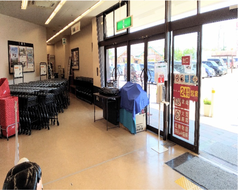 【マックスバリュ鶴岡南】入口横 販促プロモーション出店に最適なスーパー店内催事イベントスペース