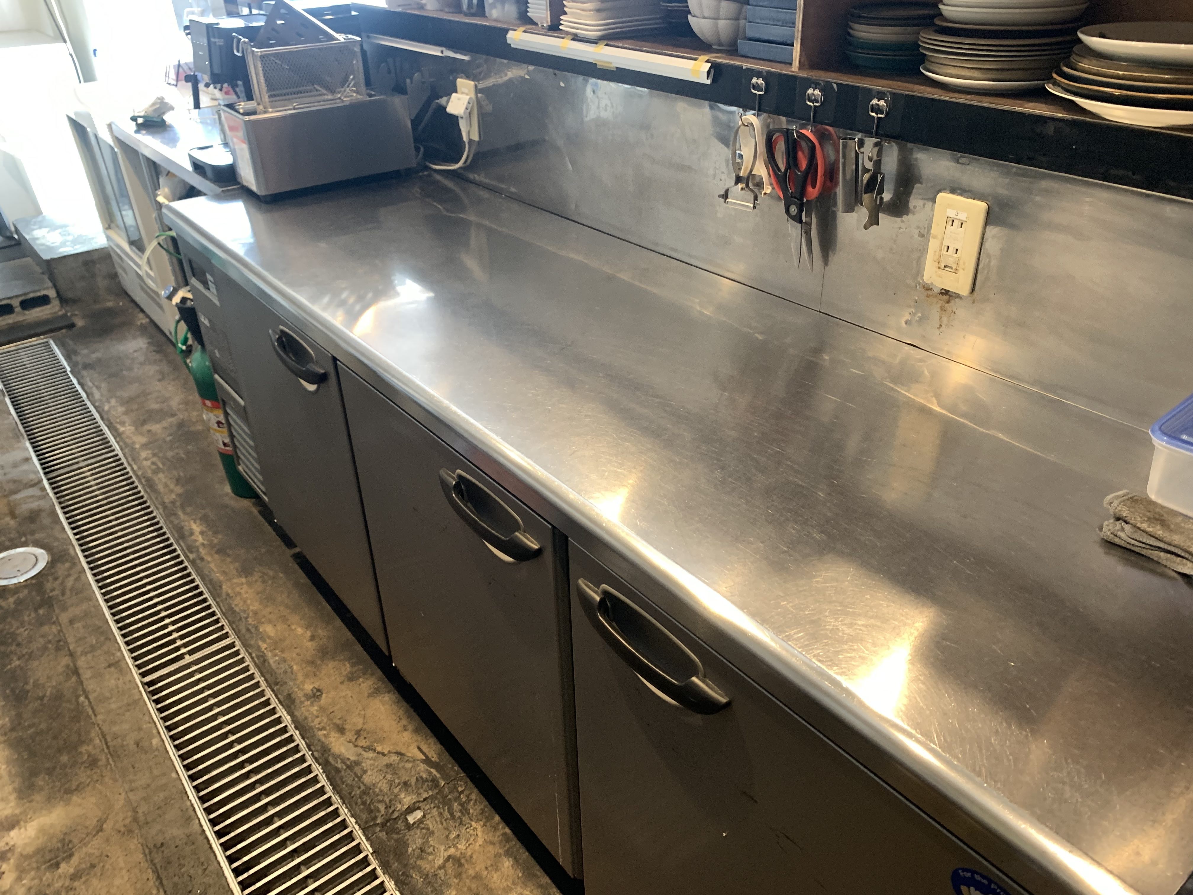 コールドテーブル